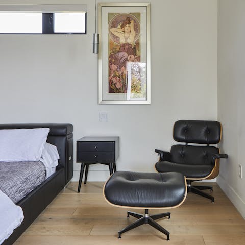 A black leather lounge chair