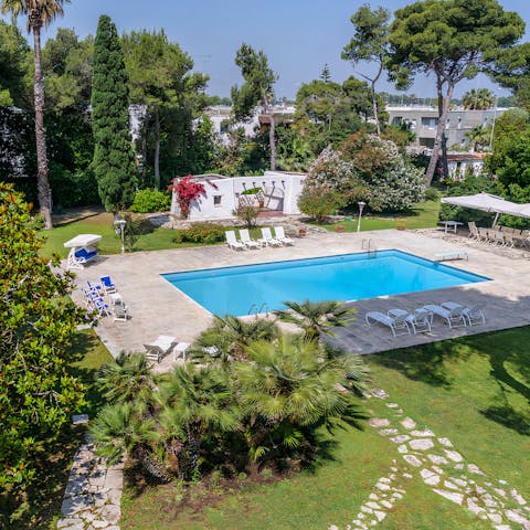 Spend lazy days in the garden or walk to the nearby beach