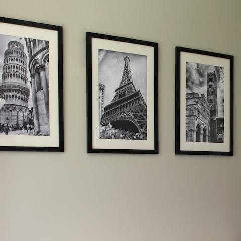 The landmark photographs