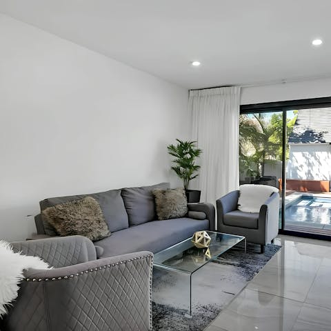 Retreat to the guest house for extra privacy