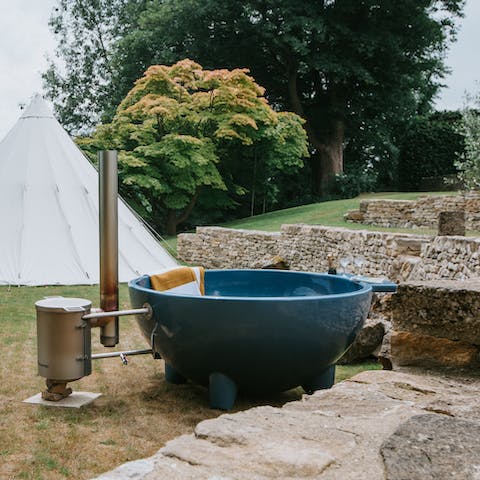 Take a soak in the dutch hot tub