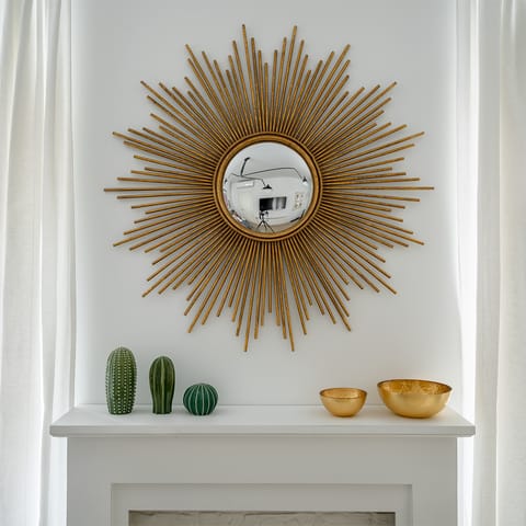 This ornate mirror