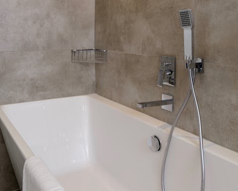 The elegant bathtub