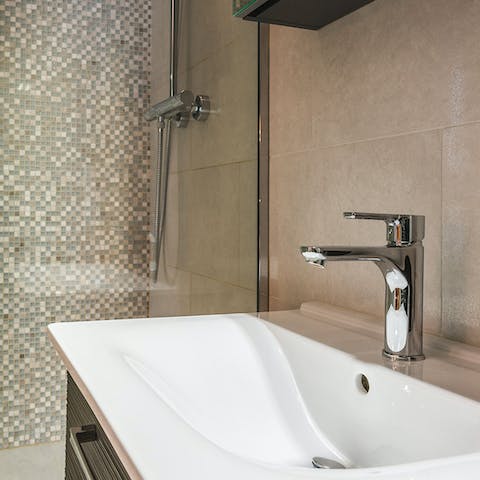 Spotless modern bathroom