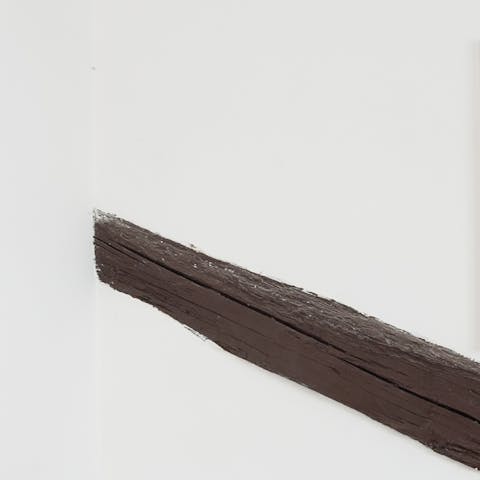 Exposed structural features