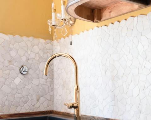 The elegant broken mosaic decoration