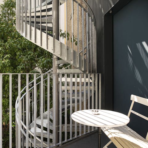 The cosy balcony for two