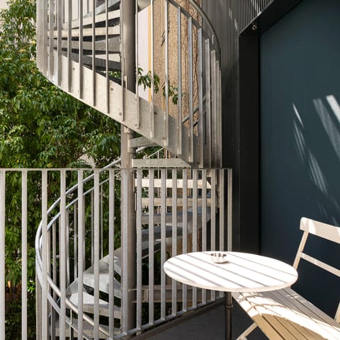 The cosy balcony for two