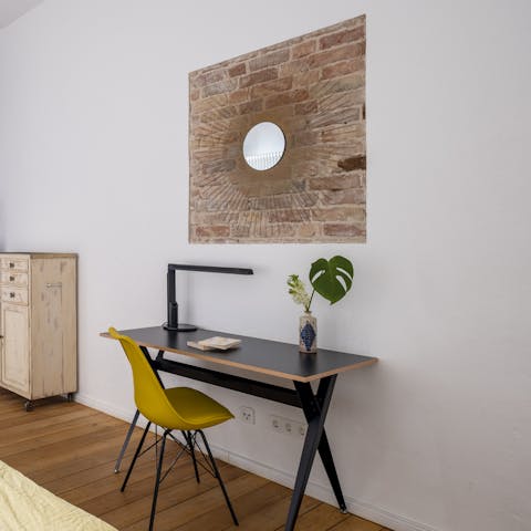 The exposed brick elements