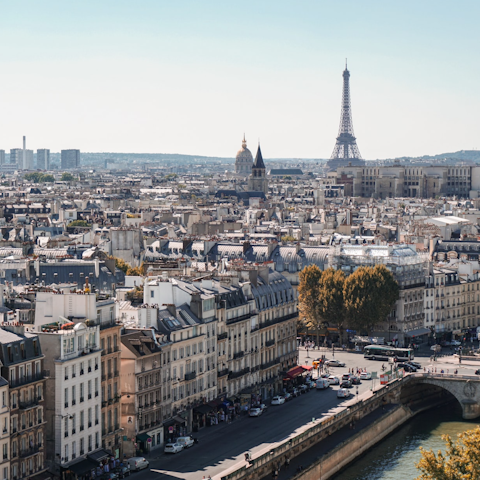Explore Paris, including its many parks nearby