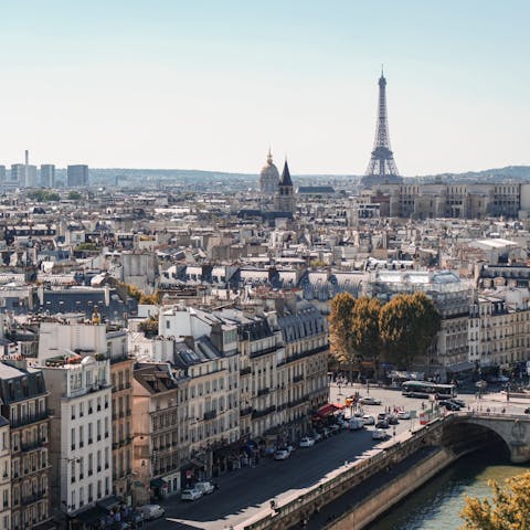 Explore Paris, including its many parks nearby