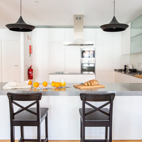 The additional breakfast bar stalls