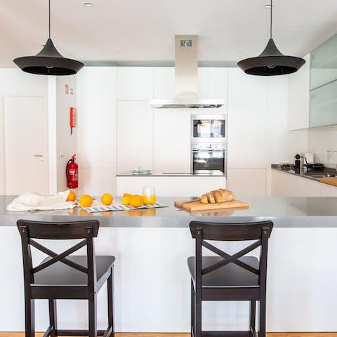 The additional breakfast bar stalls