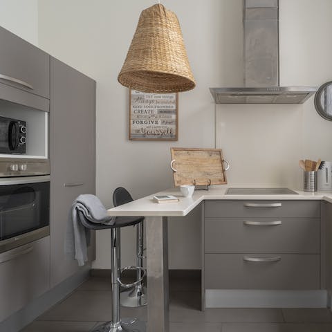 Sip your morning coffee at the kitchen's breakfast bar