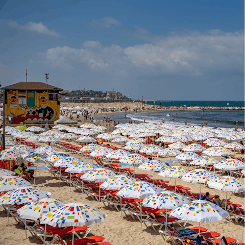 Spend hours on Banana Beach – just minutes away