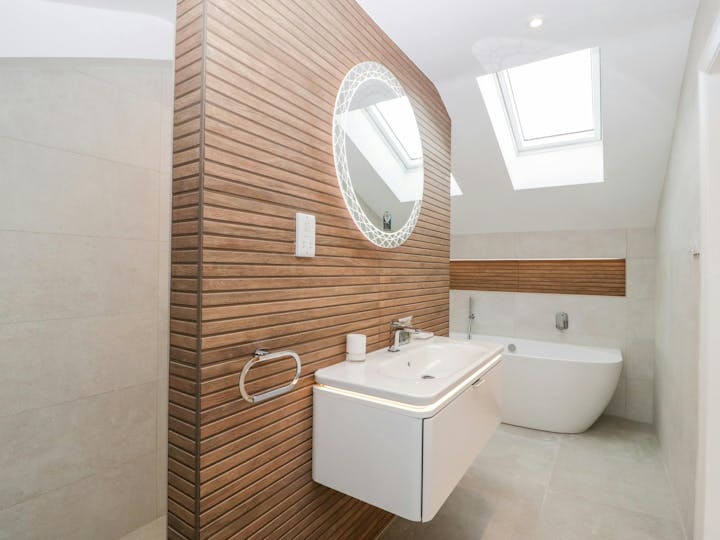 Bathroom photo