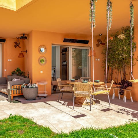 Entertain your guests on the private terrace over tapas and sanrgria