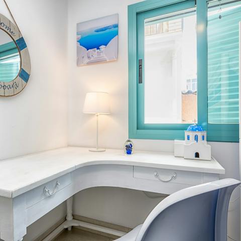 Get productive at the workspace before spending the day in the sun