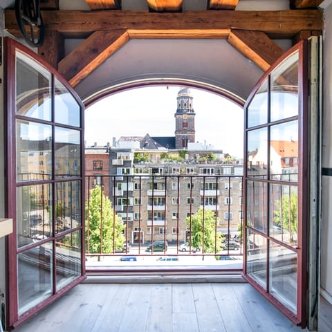 Views of Church of Our Saviour
