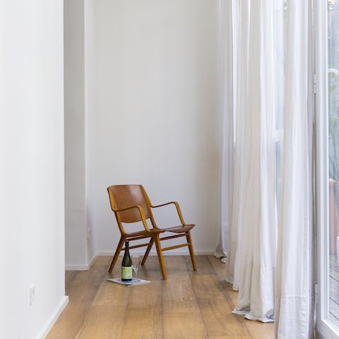 Elegant furniture and big glass doors