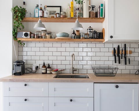 The sleek farmhouse-style kitchen