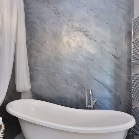 Soak in the roll top bath after a busy day