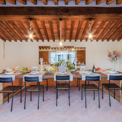 Light the pizza oven and spend magical evenings on the terrace