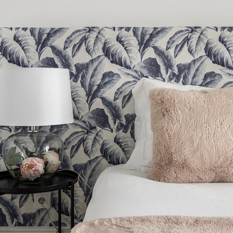 Quirky wallpaper in the bedroom