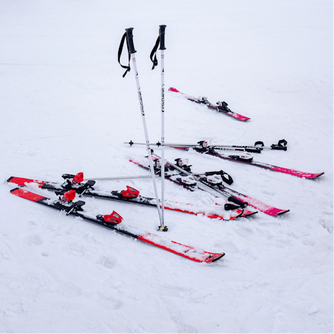 Hit the ski slopes at Val Saint-Côme – a thirty-seven-minute drive away