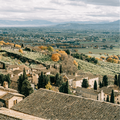 Explore the surrounding towns and villages in Umbria