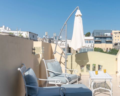 The bright terrace with space for relaxing
