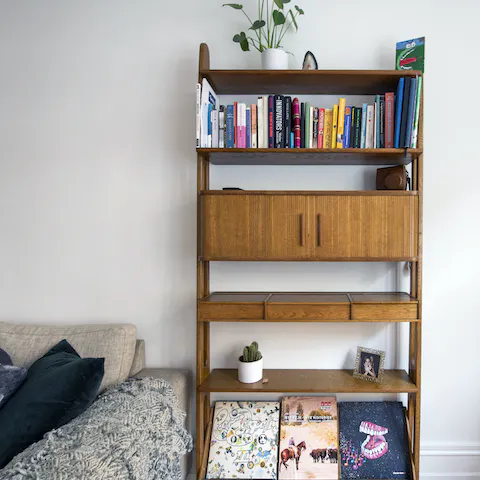 This mid-century shelving unit