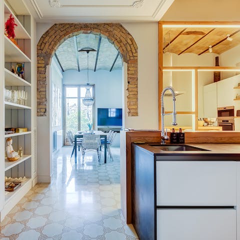 The original stone arch