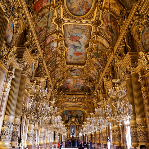 Walk to the Palais Garnier in twenty minutes