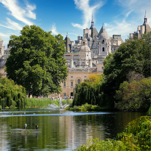 Take a scenic stroll through Hyde Park, just fifteen minutes away