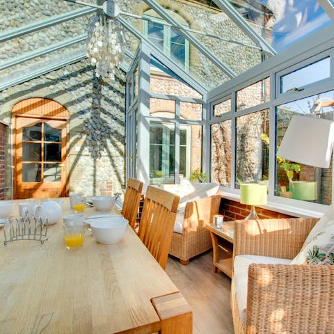 Dine under the daylight in the consvervatory