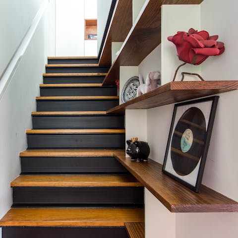 This staircase didplsy