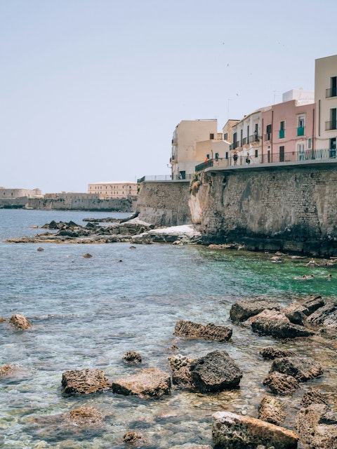 Take a delightful day trip to Syracuse, half an hour away by car