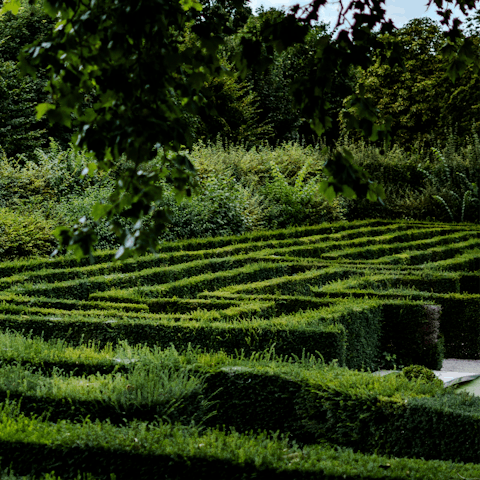 Visit the museum and gardens at Villa Caruso di Bellosguardo, a short drive away