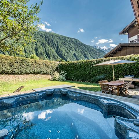 Book in summer to make the most of the garden and its new hot tub