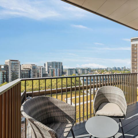 Spend a sunny evening on the balcony, enjoying an alfresco tipple