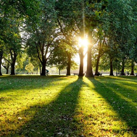 Take a stroll around Hyde Park, minutes away on foot