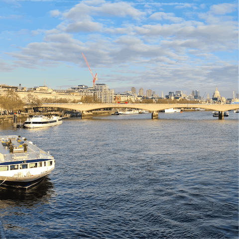 Make morning jogs along the riverfront the new routine – just a ten-minute walk away