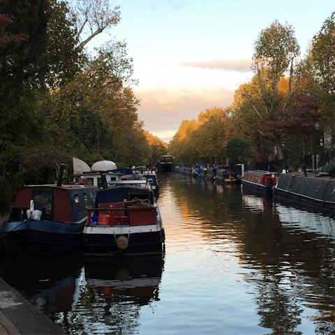 ​​Stroll along the canal in Little Venice