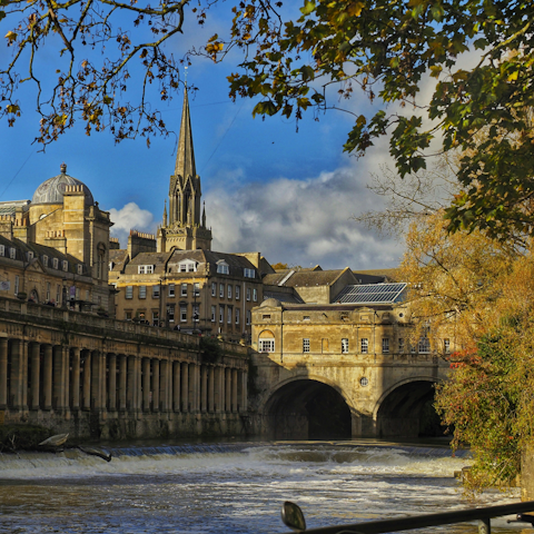 Enjoy a riverside walk and admire Pulteney Bridge