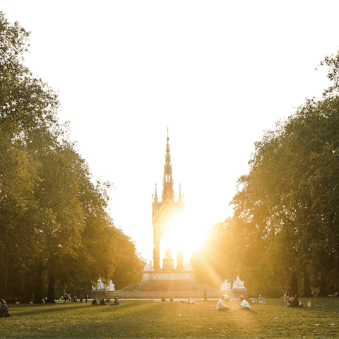 Wander over to Hyde Park for a refreshing afternoon stroll