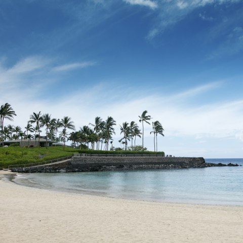Stroll down to the beach in just ten minutes