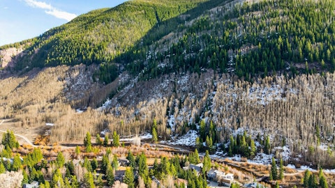 Experience the natural beauty of Colorado from Vail