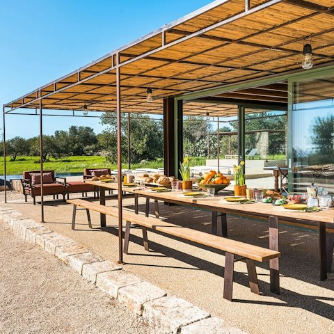 Treat your group to delicious meals prepared by a private chef