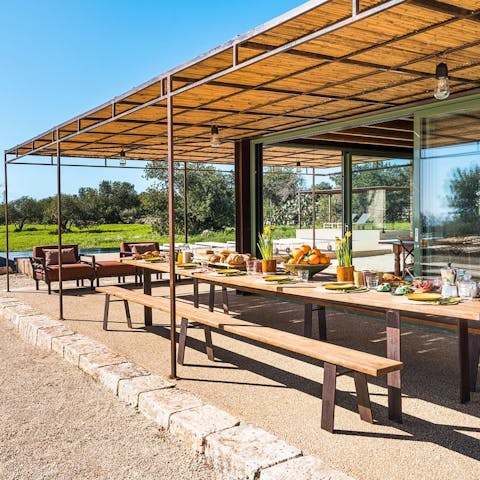 Treat your group to delicious meals prepared by a private chef